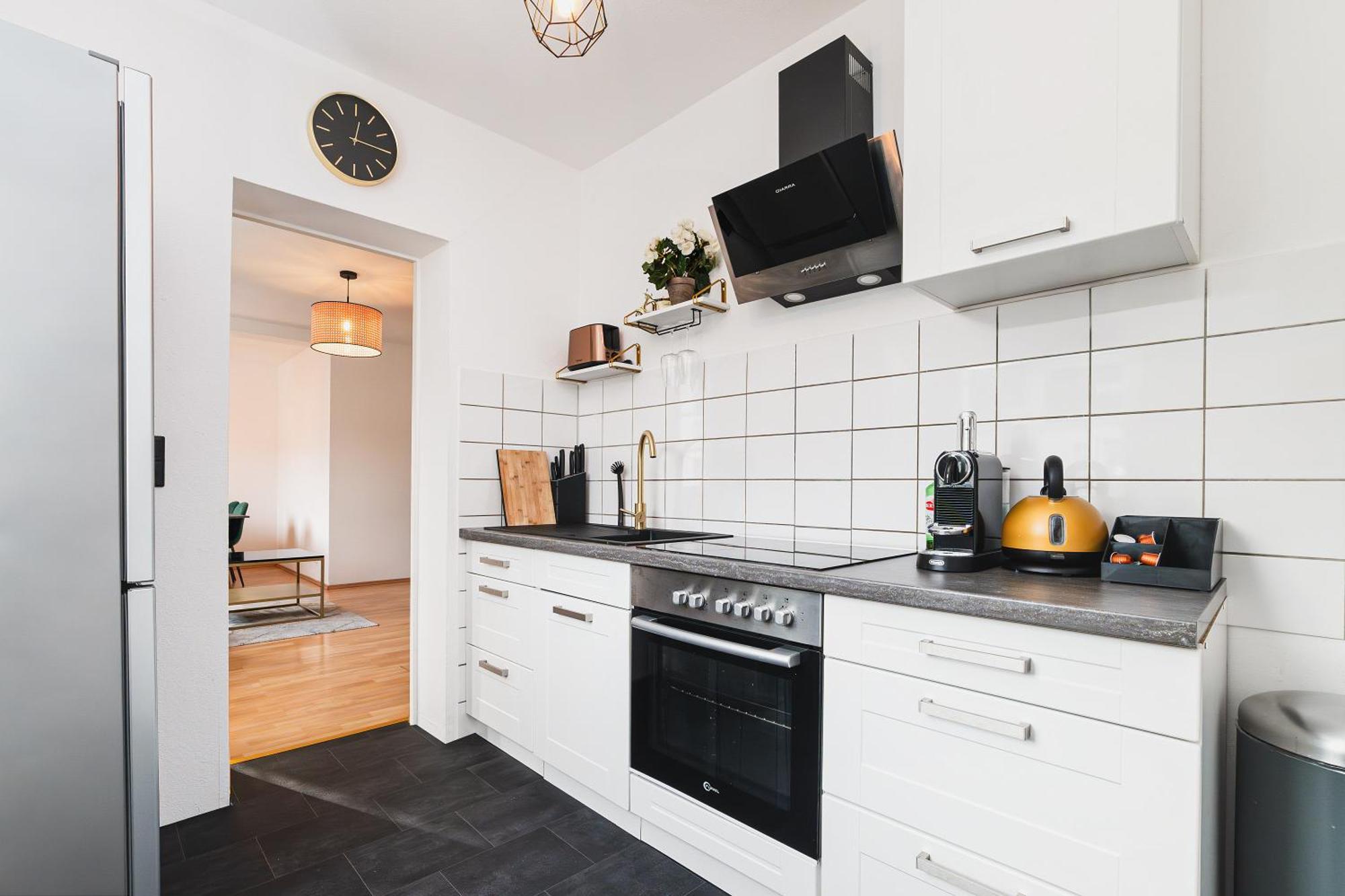 Smart Home - Wuppertal - Perfect For 4 Guests! Central - Netflix - Schwebebahn - Free Parking Zone 외부 사진